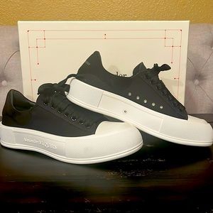 Alexander McQueen Deck Plimsoll Sneakers